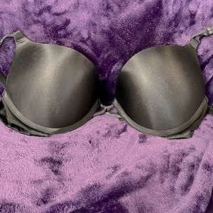 Victoria’s Secret Bombshell Add-2-cups Push-Up Bra